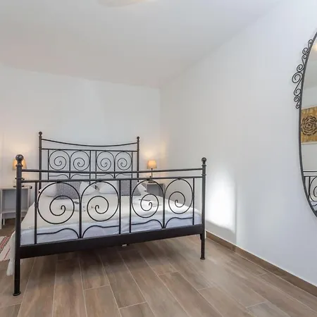 Apartman Nomads Hvar Town